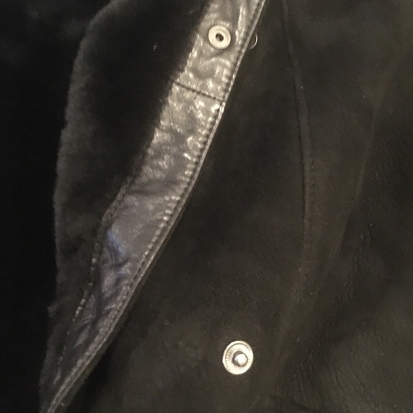 Vintage oversize Sheepskin winter coat from Paris - Picture 7 of 9